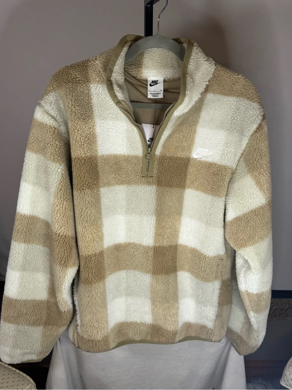Nike Men's Cream and Beige Sherpa Quarter-Zip Pullover: Retail $115